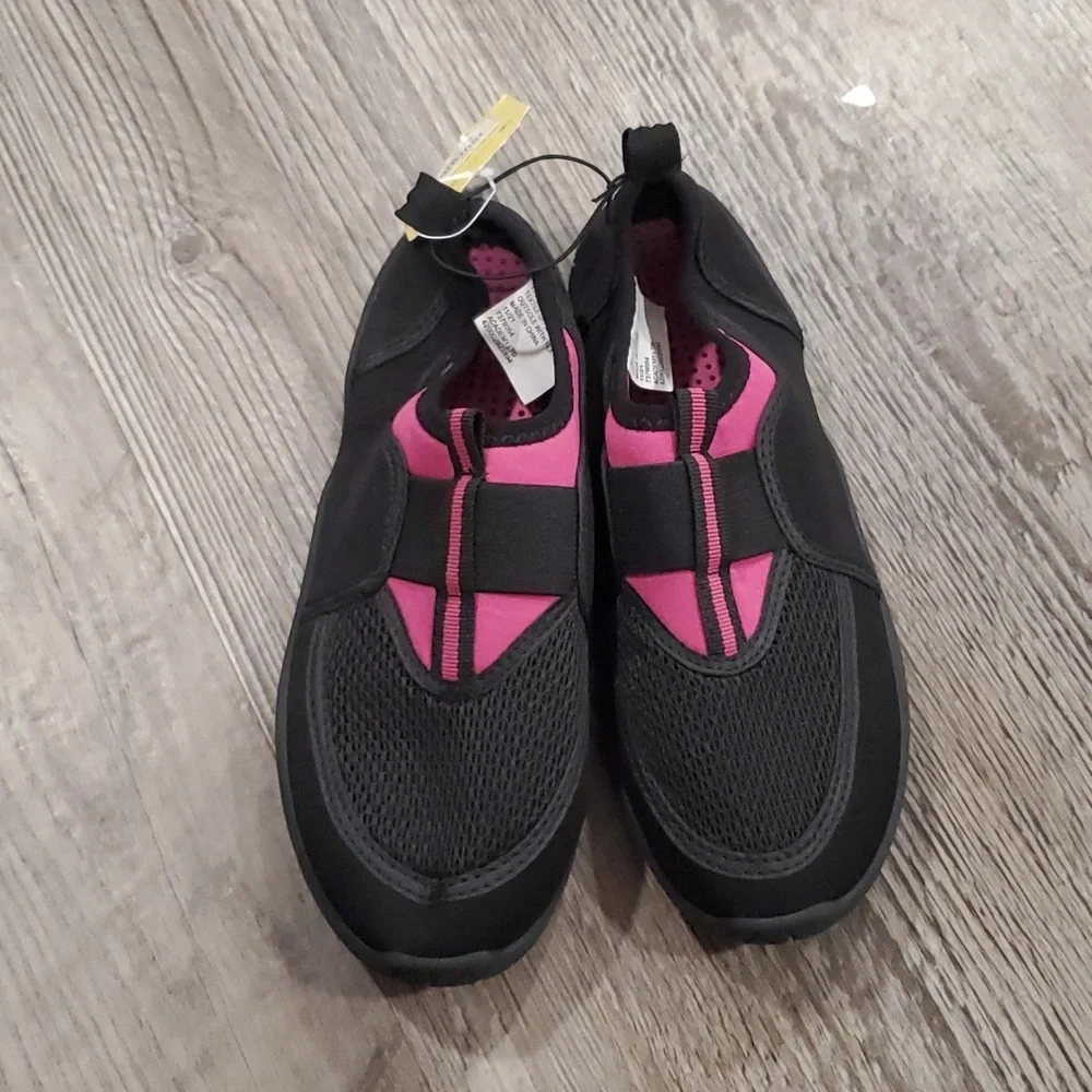 O'Rageous Drainage Aquasock Water Shoes